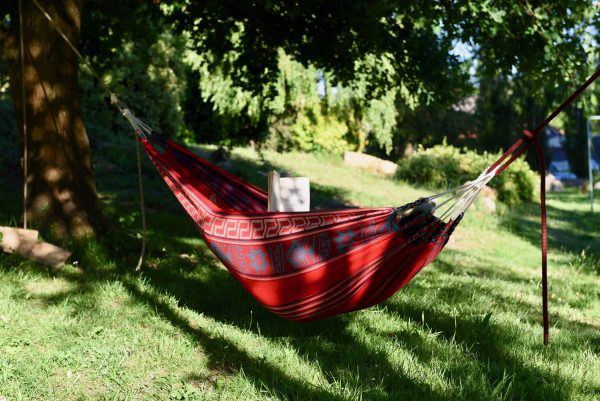 Hamac rouge aux motifs Inca